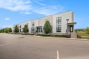 6028 Port View Dr SE, Grand Rapids, MI 49512 - Photo 2