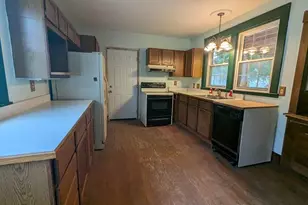 1205 E Ganson St, Jackson, MI 49201 - Photo 2