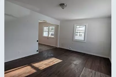 3304 Sheffer Avenue, Lansing, MI 48906 - Photo 2