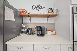 624 Erie St, South Haven, MI 49090 - Photo 20