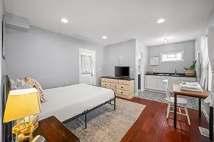 624 Erie St, South Haven, MI 49090 - Photo 36