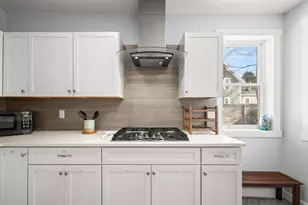 624 Erie St, South Haven, MI 49090 - Photo 18