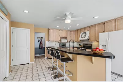 7141 Carlsbrook Lane, Portage, MI 49024 - Photo 8