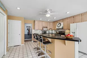 7141 Carlsbrook Ln, Portage, MI 49024 - Photo 8