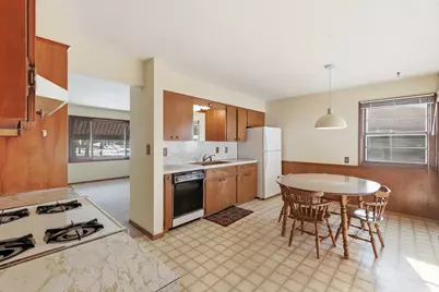 1465 Laughlin Drive NW, Grand Rapids, MI 49504 - Photo 8