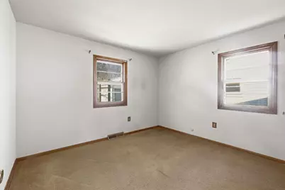 1465 Laughlin Drive NW, Grand Rapids, MI 49504 - Photo 10