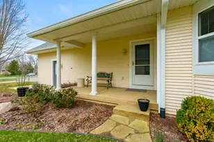 4613 Thistle Mill Ct, Kalamazoo, MI 49006 - Photo 2