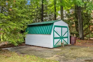 6830 E Carrigan Dr, Newaygo, MI 49337 - Photo 28