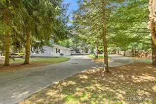 6830 E Carrigan Dr, Newaygo, MI 49337 - Photo 2