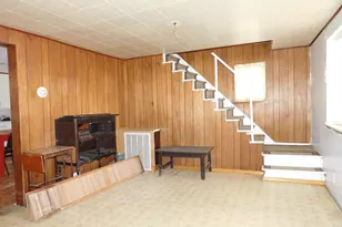6555 Pipestone St, Eau Claire, MI 49111 - Photo 8