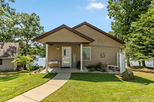 6525 Woods Trail Dr, Delton, MI 49046 - Photo 18