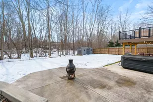 2903 Valley Glenn Cir, Kalamazoo, MI 49004 - Photo 32