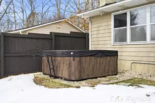 4320 Shady Oak Ct, Hudsonville, MI 49426 - Photo 38