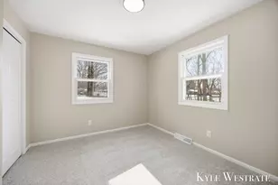 4320 Shady Oak Ct, Hudsonville, MI 49426 - Photo 22