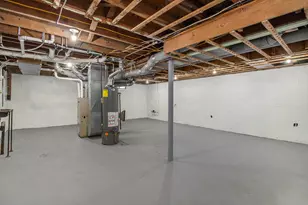 5374 Keyes Dr, Kalamazoo, MI 49004 - Photo 16