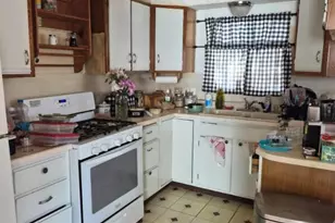 204 Henry, Coldwater, MI 49036 - Photo 4