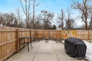 68199 Sassafras St, Edwardsburg, MI 49112 - Photo 36