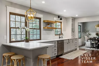 2410 Okemos Drive SE, Grand Rapids, MI 49506 - Photo 14