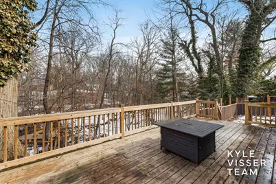 2410 Okemos Drive SE, Grand Rapids, MI 49506 - Photo 46