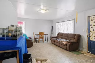 116 Fleetwood Dr, Battle Creek, MI 49037 - Photo 8