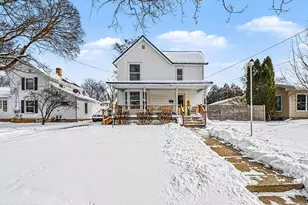 616 S Broas St, Belding, MI 48809 - Photo 2