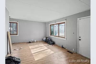 38 W Coolidge Avenue W, Battle Creek, MI 49037 - Photo 10