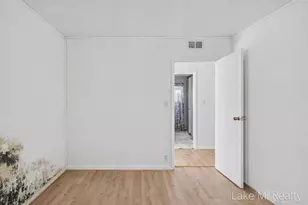 38 W Coolidge Ave W, Battle Creek, MI 49037 - Photo 16