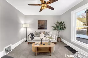 1245 Paris Ave NE, Grand Rapids, MI 49505 - Photo 14