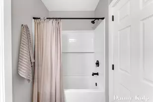 1245 Paris Ave NE, Grand Rapids, MI 49505 - Photo 22