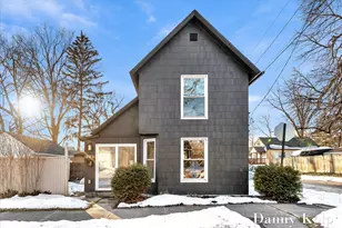 1245 Paris Ave NE, Grand Rapids, MI 49505 - Photo 1