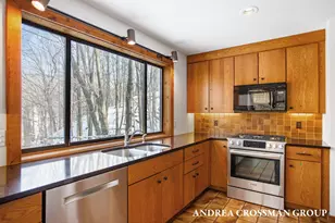 18344 N Shore Estates Rd, Spring Lake, MI 49456 - Photo 24