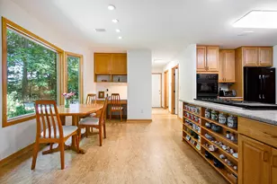 7412 Black Forest Dr, Dexter, MI 48130 - Photo 10