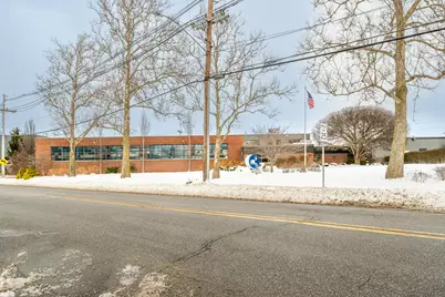 521 Langley Avenue, Saint Joseph, MI 49085 - Photo 2