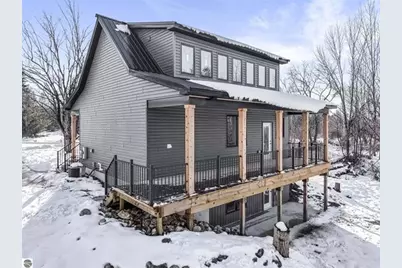 1713 Vanderlip Road, Traverse City, MI 49686 - Photo 6