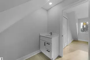 1713 Vanderlip Rd, Traverse City, MI 49686 - Photo 16