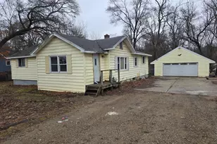 335 Cohasset Ave, Battle Creek, MI 49014 - Photo 1