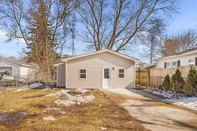 100 Wiltshire Avenue, Battle Creek, MI 49015 - Photo 1