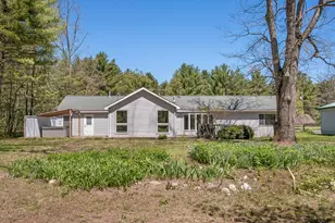 19077 12 Mile Rd, Big Rapids, MI 49307 - Photo 6