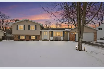 3504 York Street, Norton Shores, MI 49441 - Photo 2