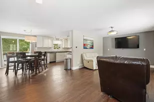 3504 York St, Norton Shores, MI 49441 - Photo 6