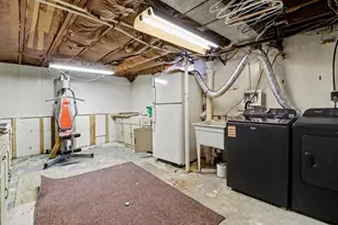 543 8th St, Manistee, MI 49660 - Photo 24