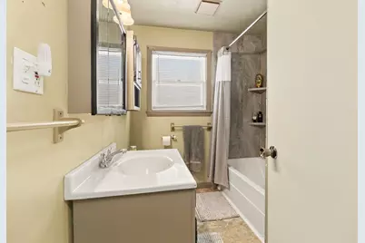 543 Eighth Street, Manistee, MI 49660 - Photo 14