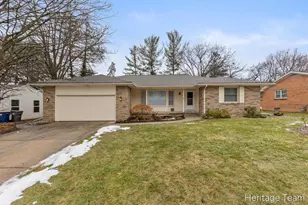 1832 Observatory Ave SE, Grand Rapids, MI 49546 - Photo 1