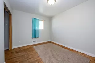 1593 Columbus Ave, Benton Harbor, MI 49022 - Photo 12