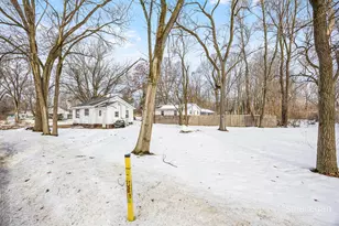 1584 Carlton St, Muskegon, MI 49442 - Photo 24