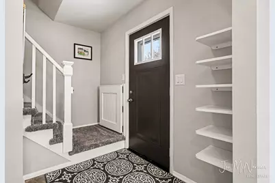 1642 Timberlane Lane NE, Grand Rapids, MI 49505 - Photo 4