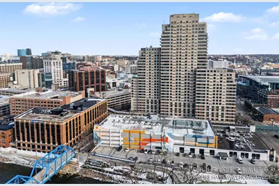 83 Campau Circle NW, Grand Rapids, MI 49503 - Photo 32