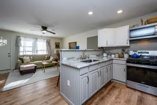 66810 Park Ln, Dowagiac, MI 49047 - Photo 8