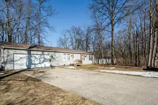 66810 Park Ln, Dowagiac, MI 49047 - Photo 1