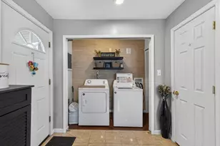 7435 Lathers St, Westland, MI 48185 - Photo 14